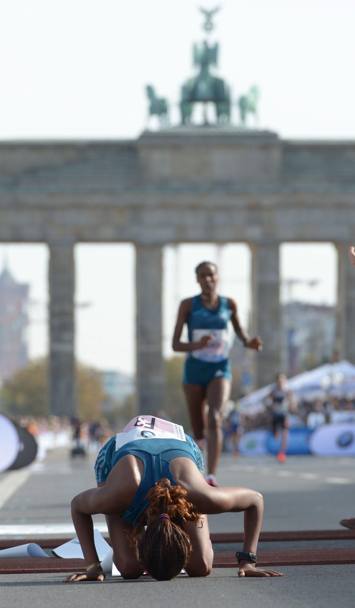 Tirfi Tsegaye ha vinto la maratona femminile. Epa